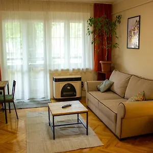 Apartman Foxy, Eger